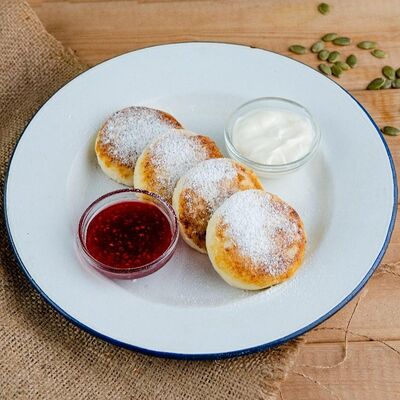 Сырники в Дача по цене 379 ₽