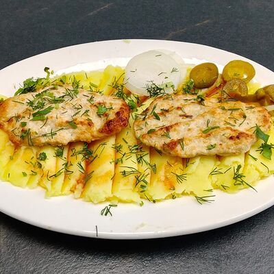 Котлеты куриные с гарниром (пюре) в Плов халяль 1 по цене 390 ₽