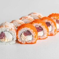 Тунец в креветке и тобико в Rolls