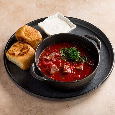 Борщ с чесночными пампушками в RestikVam по цене 490 ₽