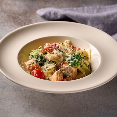 Фетучини с лососем в REGUL по цене 890 ₽