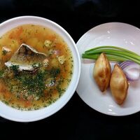 Уха с расстегаями в Le Grill