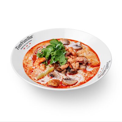 Tom yum china town c доброй порцией пропаренного риса в Tom Yum Bar по цене 1088 ₽