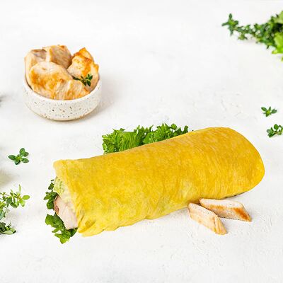 Ролл с курицей, зеленым салатом и соусом Цезарь в У Палыча. С пылу, с жару! по цене 239 ₽