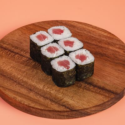 Тунец в Rooooolls по цене 320 ₽