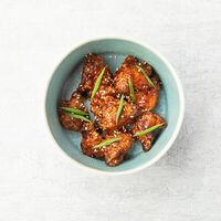 Яннём чикен в OMO Korean Food