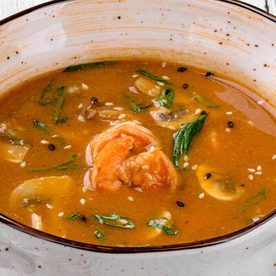 Том ям с курицей и креветками в Чили пицца по цене 650 ₽