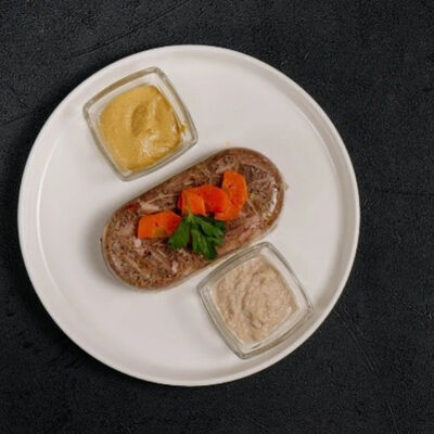 Холодец из копченой дичи с домашней горчицей и хреном в Реконструкция по цене 630 ₽