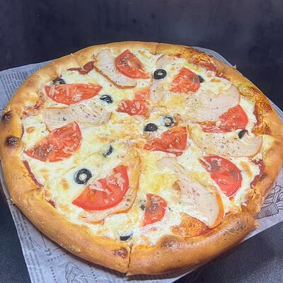 Пицца копченая в Лось Лосось по цене 1650 ₽