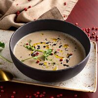 Крем-суп с белыми грибами в Jekyll & Hyde
