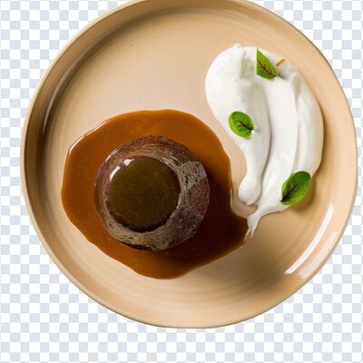 Финиковый кейк с карамельным соусом и муссом из сметаны в Меркато по цене 550 ₽