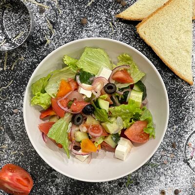 Греческий в Cake bakery по цене 715 ₽