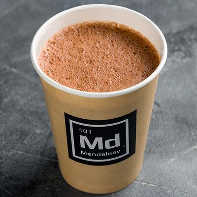 Горячий шоколад в Mendeleev Сoffee по цене 450 ₽