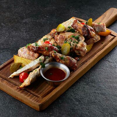 Гурман с шашлыком из свинины в Sofa&par по цене 990 ₽