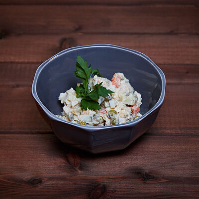 Оливье с курицей в Хинкальная Легенда по цене 600 ₽