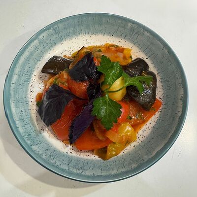 Аджабсандал в Гостиный дворик по цене 530 ₽