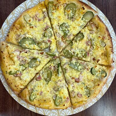 Пицца с курицей в Пекарня кондитерская Мука по цене 600 ₽