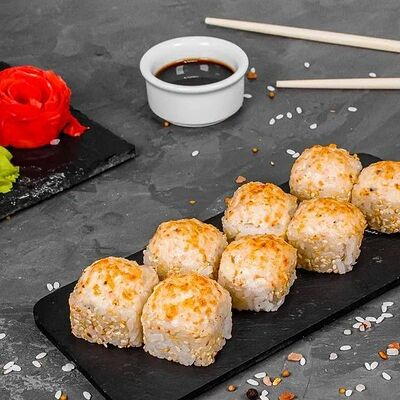 Запеченный с креветкой в Суши Пати по цене 550 ₽