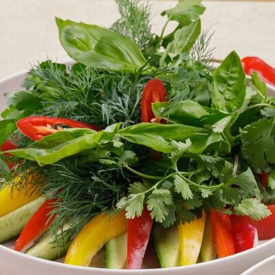 Свежие овощи и зелень в Добрый Грузин по цене 950 ₽