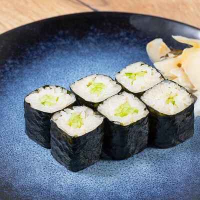 Хосомаки с огурцом в Kappou Hiroki Arakawa по цене 500 ₽