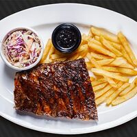Ребрышки Fridays теннесси S в T.G.I. Friday's