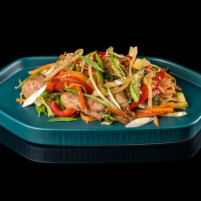 Куриное филе с овощами в Мушу по цене 285