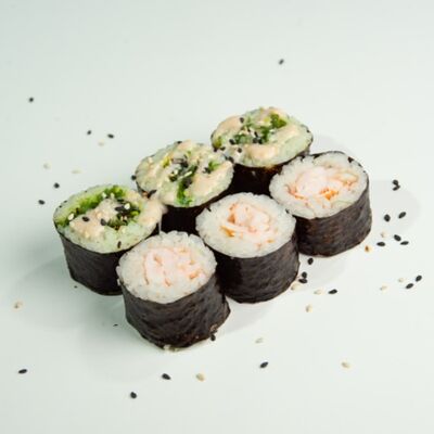 23. Малая сборка: чука, креветка 3 на 3 (6 шт) в ЁБИСАН по цене 599 ₽