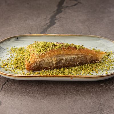 Ховуч классический с фисташками в Афрасиаб по цене 330 ₽