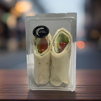 Сэндвич-ролл со слабосолёной сёмгой в Dobro кофе по цене 550 ₽