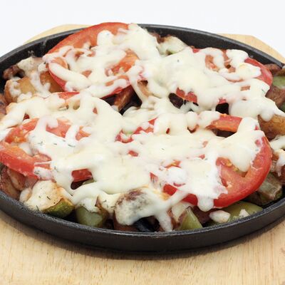 Горячая сковородка с курицей в Hot-Pizza по цене 380 ₽