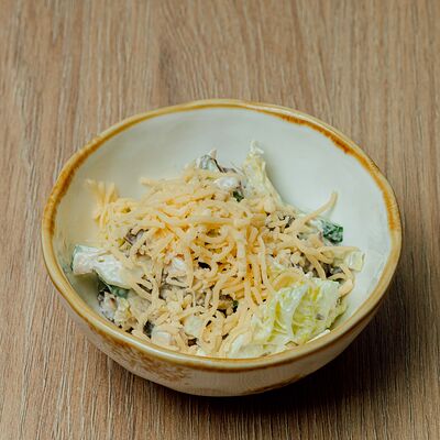 Салат с курицей и грибами в Тутла столовая по цене 149 ₽