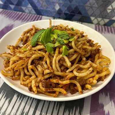 Жареный лагман с фаршем в Чайхона 24 по цене 567 ₽