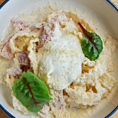 Паста Карбонара в Wine Сonnection по цене 590 ₽