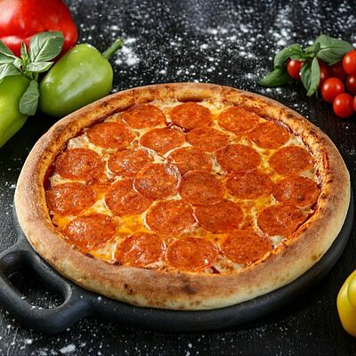 Пицца Пеперони 22 см в Loca Pizza по цене 630 ₽