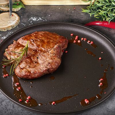 Стейк Порк в Гриль Босс по цене 1790 ₽