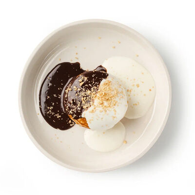 Протеиновые панкейки с шоколадным соусом в smart day по цене 520 ₽