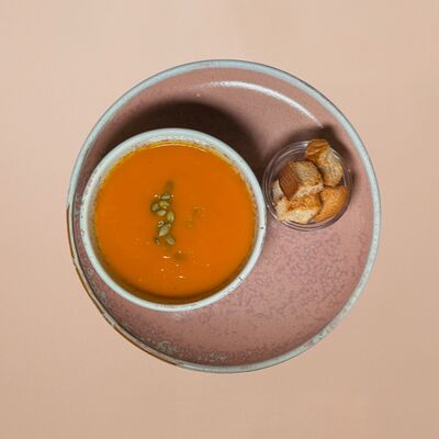 Тыквенный крем-суп в Романовская пекарня по цене 500 ₽