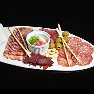 Колбасы и салями в Grill Park FIBONA4I по цене 1890 ₽