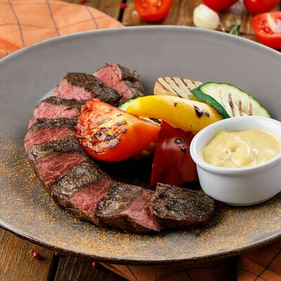 Стейк Рамп из мраморной говядины в Grizzly Bar по цене 890 ₽