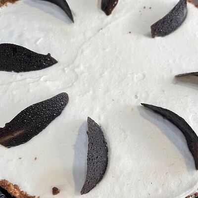 Торт Шоколадно-молочная девочка в Кулинария-Тамара по цене 950 ₽