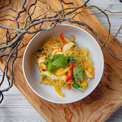 Лапша по-Сингапурски в VASILCHUKI Chaihona №1 по цене 690