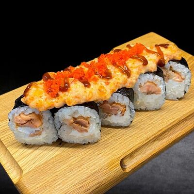 Запеченный люкс ролл в Роллы по себестоимости по цене 559 ₽