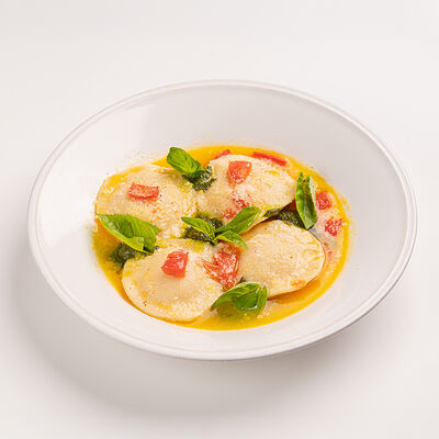 Равиоли с креветками и песто в Сыроварня по цене 131000 сум