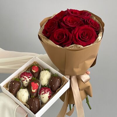 Комбо-набор №22 в Клубника по цене 5990 ₽