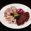 Мясная тарелка в Кекс по цене 790