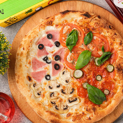 Пицца Четыре сезона 30 см в Darom по цене 690 ₽