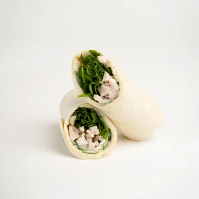 Ролл с курицей в smart day по цене 420 ₽