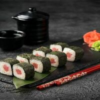 Классика с тунцом в SushiDream