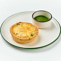 Киш с рыбой и брокколи в 7:35 Заря & KitaEast