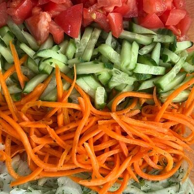 Свежий салатв Восточная кухня по цене 190 ₽